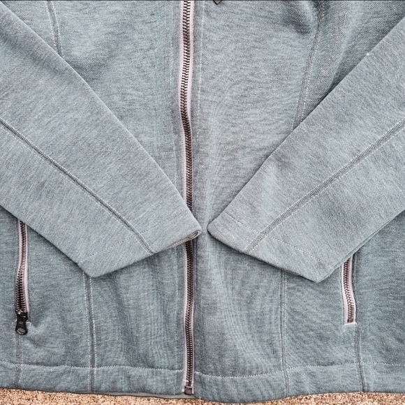 The North Face Deep Green Zip Up Jacket Soft Sweatshirt Women's Size Small - Picture 14 of 16